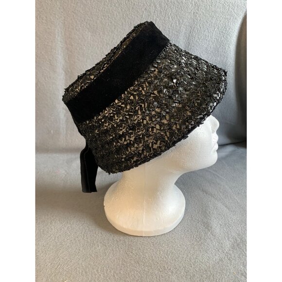 Ladies Black Raffia Hat with Velvet Ribbon Band sz 22 Vintage - Picture 6 of 10